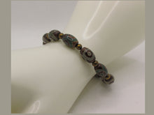 Load image into Gallery viewer, Eye Bead Bracelet